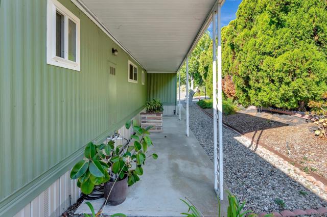 Detail Gallery Image 8 of 26 For 1925 Otay Lakes Rd #6,  Chula Vista,  CA 91913 - 2 Beds | 1 Baths