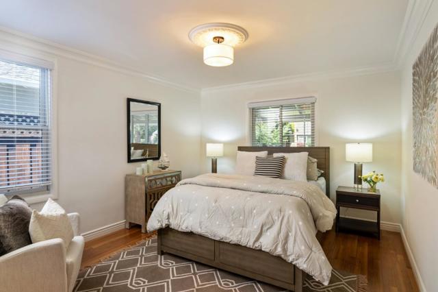 2403 Washington Avenue, Redwood City CA: https://media.crmls.org/mediaz/28111c03-9cdd-4b3a-89f4-1a1603e386b3.jpg