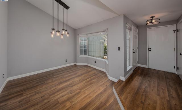 243 Northwood Commons, Livermore CA: https://media.crmls.org/mediaz/28119e6e-f99b-4ec5-b5e0-d0b049e0a887.jpg