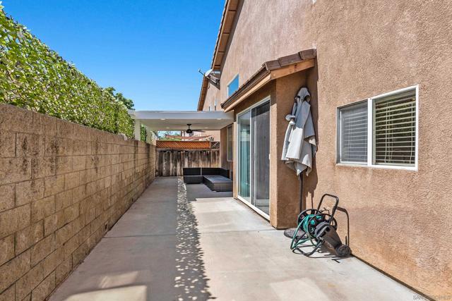 2969 River Dance Way, Alpine CA: https://media.crmls.org/mediaz/2812340d-9793-41e2-9379-b37a00717600.jpg