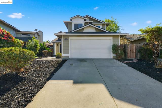 1486 Waverly Way, Pittsburg CA: https://media.crmls.org/mediaz/2814d574-6bbd-4dd9-b351-89b124f50c7d.jpg