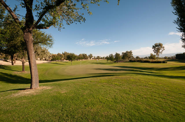60553 Juniper Lane, La Quinta CA: https://media.crmls.org/mediaz/28152a7a-0083-4317-82b9-3b69b5ee60b2.jpg