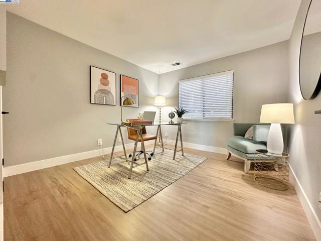 21239 Gary Dr, Hayward CA: https://media.crmls.org/mediaz/2815471a-fe45-4c76-b104-96c048ce7d16.jpg