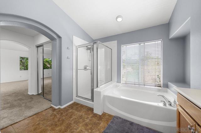 6789 Camino De Amigos, Carlsbad CA: https://media.crmls.org/mediaz/281694de-6e32-4dc0-96f9-b40299b41fe8.jpg