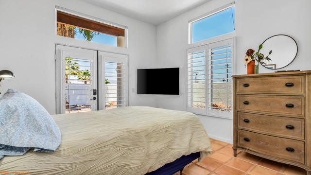 77440 Calle Ensenada, La Quinta CA: https://media.crmls.org/mediaz/281696cd-c5d1-4db9-8719-f45cc27997c5.jpg
