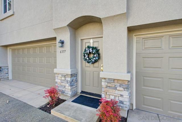 6377 Alexandri Cir, Carlsbad CA: https://media.crmls.org/mediaz/28180243-8789-4be7-b072-0869b2af102d.jpg