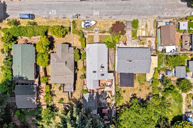 12800 Boulder Street, Boulder Creek CA: https://media.crmls.org/mediaz/281860c2-87c5-4483-bfbe-0d22bda2339c.jpg