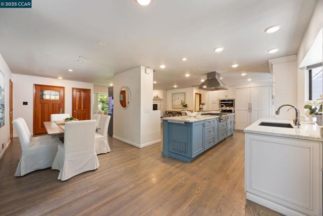 1834 Ivanhoe Ave, Lafayette CA: https://media.crmls.org/mediaz/281a8e46-95b1-493b-850f-20510d9696f8.jpg