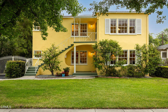 1750 E Villa Street, Pasadena CA: https://media.crmls.org/mediaz/281ac970-45f5-4dd1-bc6d-4e3debe17486.jpg