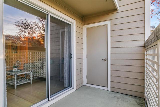 5973 Lake Almanor Drive, San Jose CA: https://media.crmls.org/mediaz/281b4674-dcfb-492a-a360-41c1824bb4ab.jpg
