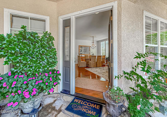 678 Via Carro, Newbury Park CA: https://media.crmls.org/mediaz/281b71e7-f680-4f0c-9f52-c1cd5561ace2.jpg