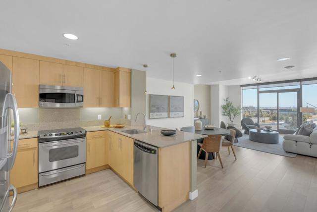 38 N Almaden Boulevard, San Jose CA: https://media.crmls.org/mediaz/281c5f70-3267-41e7-9255-799fa1f7e3e3.jpg
