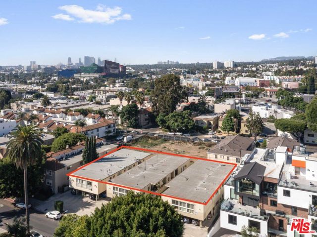 1005 Croft Avenue, Los Angeles, California 90069, ,Multi-Family,For Sale,Croft,24407401