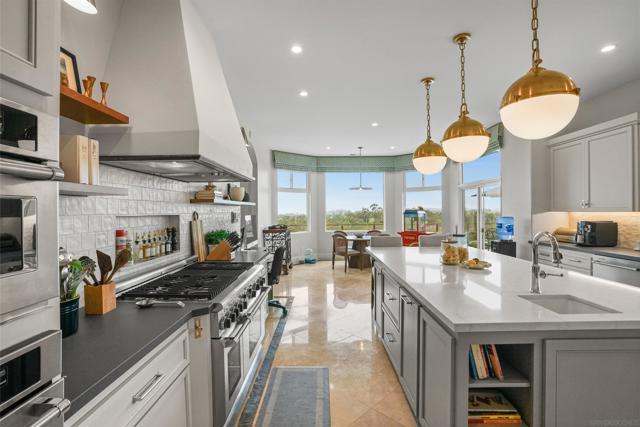 10636 Birch Bluff Ave, San Diego CA: https://media.crmls.org/mediaz/281d1294-906e-4c7e-82f0-41c71150dce4.jpg