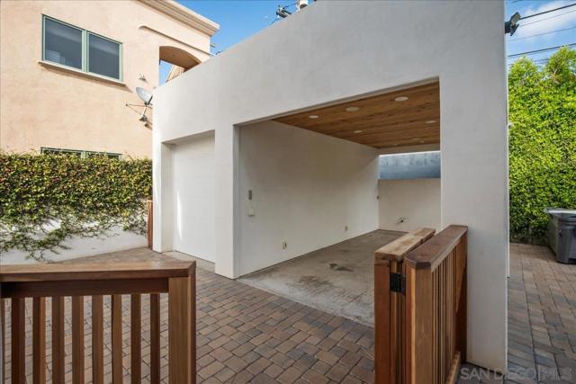 3535 Riviera Drive, San Diego CA: https://media.crmls.org/mediaz/281e22d7-3ad5-4344-8e6d-542e75a06b89.jpg