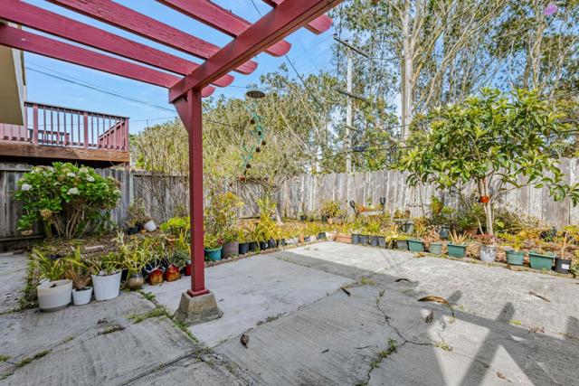 767 Beechwood Drive, Daly City CA: https://media.crmls.org/mediaz/281e35ed-3425-4985-a699-f57dbb70bea6.jpg