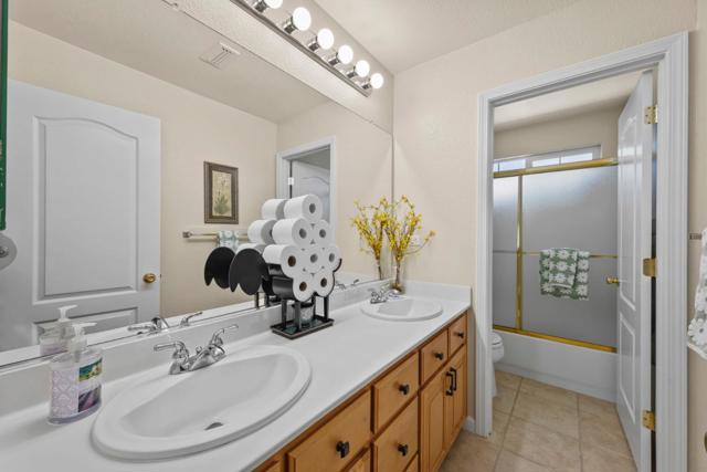 531 Via Vaquero Sur, San Juan Bautista CA: https://media.crmls.org/mediaz/281e7634-f93b-4294-8c51-7ea1aa6da02f.jpg