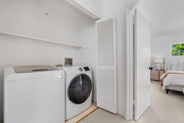 366 Sierra Vista Avenue, Mountain View CA: https://media.crmls.org/mediaz/281ed9bc-18ac-4600-ba77-0a2020a2ffa5.jpg