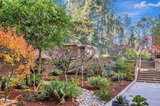 300 Davey Glen Road, Belmont CA: https://media.crmls.org/mediaz/28203577-3977-478b-bd8d-deb918d120bd.jpg
