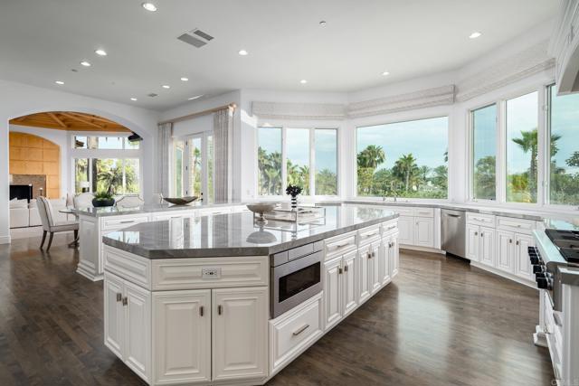 Detail Gallery Image 16 of 58 For 6868 Spyglass Lane, Rancho Santa Fe,  CA 92067 - 7 Beds | 7/2 Baths
