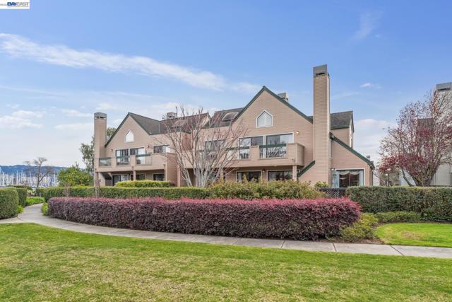 Image 1 of 44 For 9 Regulus Court