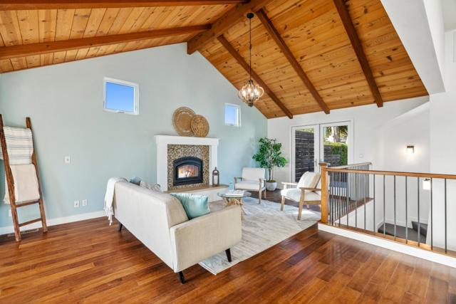 2200 Dolphin Drive, Aptos CA: https://media.crmls.org/mediaz/28225d82-592e-47c7-8b85-a9063de55263.jpg