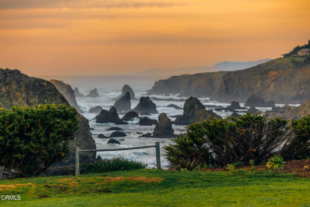 Detail Gallery Image 37 of 48 For 30290 N Highway 1, Fort Bragg,  CA 95437 - 4 Beds | 5 Baths