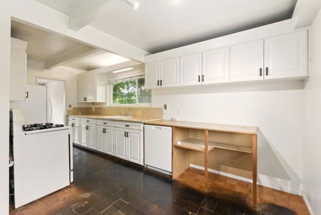 46 Hilltop Drive, San Carlos CA: https://media.crmls.org/mediaz/28242c4d-bd44-42e7-a003-aeb1d6d22df1.jpg