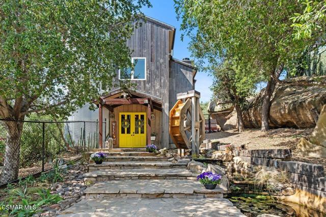 1203 Casa Grande Drive, Simi Valley CA: https://media.crmls.org/mediaz/28245c92-aa73-476a-8fef-7b7ec8b2fec0.jpg