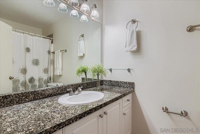 17147 W W Bernardo Dr, San Diego CA: https://media.crmls.org/mediaz/2824c899-30ee-4071-ad26-fe01313cf253.jpg