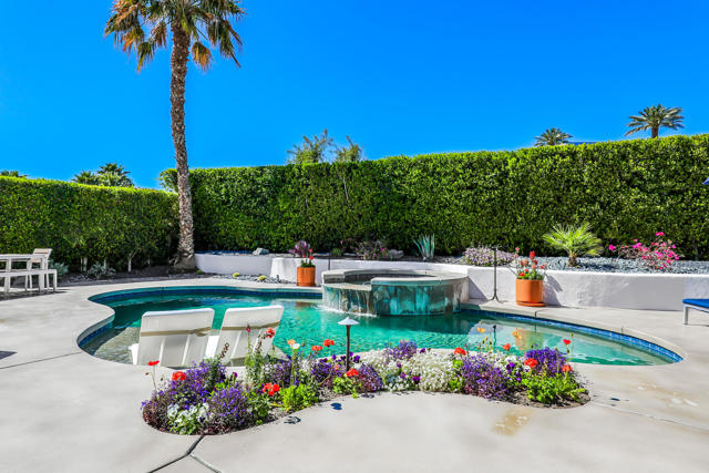 80360 Via Valerosa, La Quinta CA: https://media.crmls.org/mediaz/2824cf0a-cda7-46bf-a5b7-089cc88a3985.jpg
