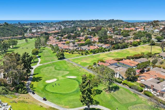 159 Mexicali Ct, Solana Beach CA: https://media.crmls.org/mediaz/2824e84a-fa79-4e09-8080-69e175b41a2a.jpg