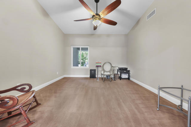 58 Sutton Place E, Palm Desert, CA 92211