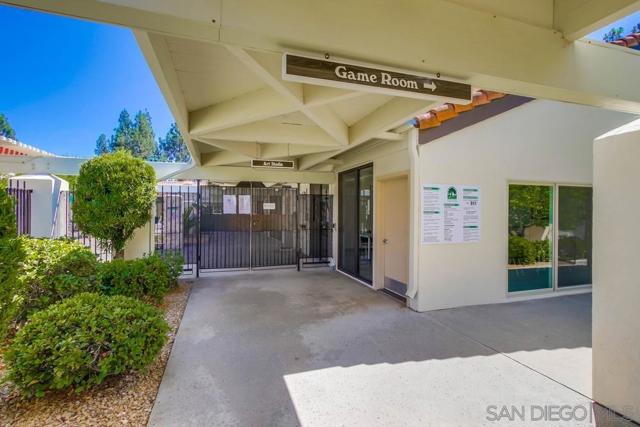 17637 Pomerado Rd, San Diego CA: https://media.crmls.org/mediaz/2825c9c9-da03-4785-a477-4d4e497f3ad2.jpg