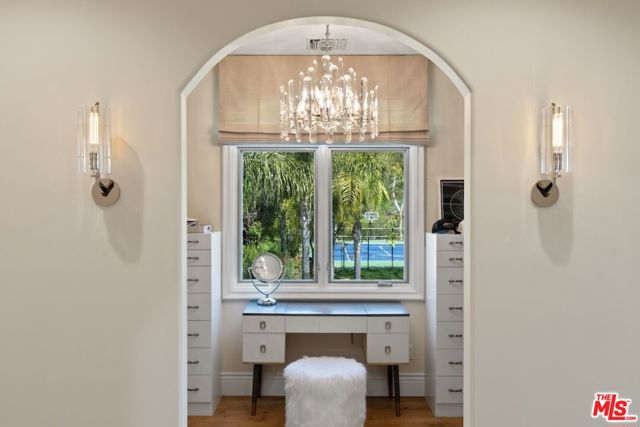 23593 Park South Street, Calabasas CA: https://media.crmls.org/mediaz/2825e133-750b-43c6-8af8-aa97e801015b.jpg