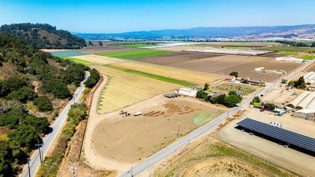 138 San Miguel Canyon Road, Royal Oaks CA: https://media.crmls.org/mediaz/2826fa0c-f321-4f80-8c9c-c3c6055afd7c.jpg