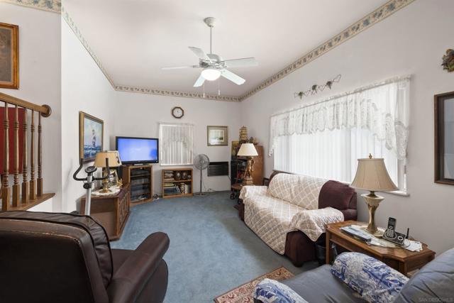 10705 Louisa Dr., La Mesa CA: https://media.crmls.org/mediaz/28273ae4-6c61-4975-a926-fd0574db1ed2.jpg