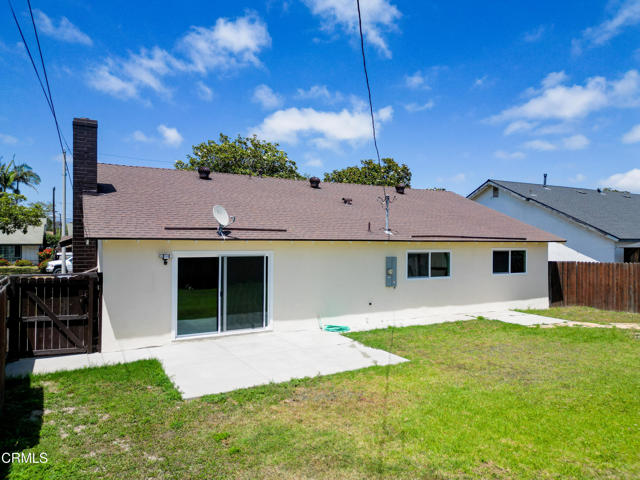 1100 Dahlia Street, Oxnard CA: https://media.crmls.org/mediaz/28276ae0-3aa7-4578-aae9-cb94bee6eddf.jpg