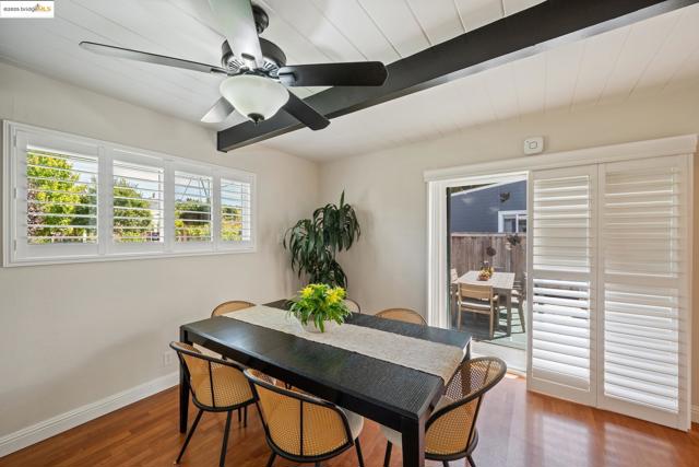 952 Amador St, Richmond CA: https://media.crmls.org/mediaz/28278904-2f5d-4ead-9580-6770c0318b4c.jpg