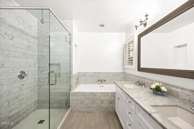 Detail Gallery Image 22 of 39 For 4361 Bel Air Dr, La Canada Flintridge,  CA 91011 - 4 Beds | 4 Baths