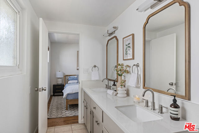 21109 Longworth Avenue, Lakewood CA: https://media.crmls.org/mediaz/2827cf93-7b92-42a0-a399-60b96638d0fe.jpg