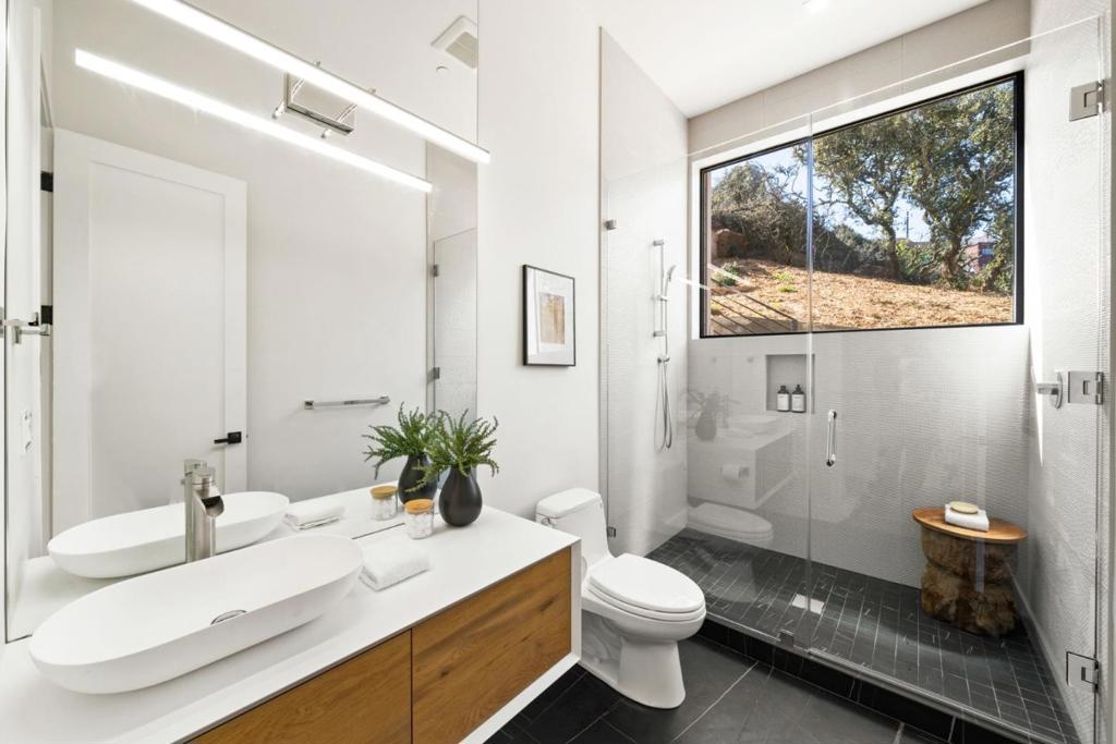 28289D18 6D3D 4D3B Bd31 0060D3985E9A 3 Wolfback Ridge Road, Sausalito, Ca 94965 &Lt;Span Style='BackgroundColor:transparent;Padding:0Px;'&Gt; &Lt;Small&Gt; &Lt;I&Gt; &Lt;/I&Gt; &Lt;/Small&Gt;&Lt;/Span&Gt;