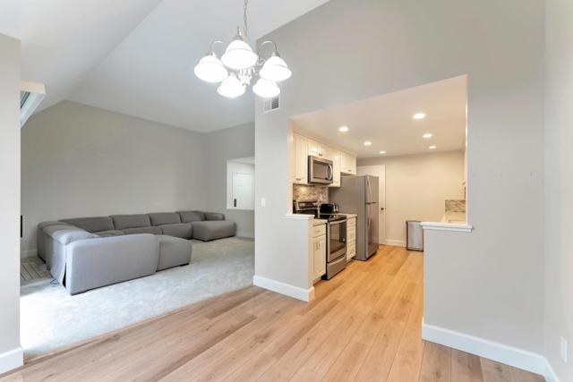 3668 Stoneglen S, Richmond CA: https://media.crmls.org/mediaz/2828f792-e436-43c0-b188-a967304d6a8a.jpg