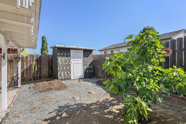 2017 Crofton Street, Spring Valley CA: https://media.crmls.org/mediaz/28291950-fad1-44ed-8546-ee255159b715.jpg