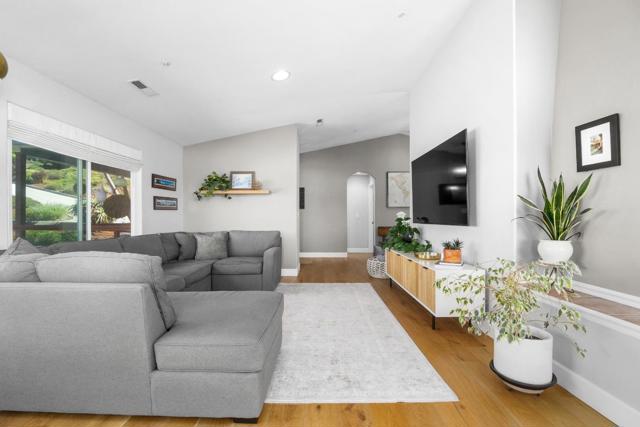 18530 Berta Ridge Place, Salinas CA: https://media.crmls.org/mediaz/282ae7bb-9616-43c0-a212-faf3b3bbdaa5.jpg