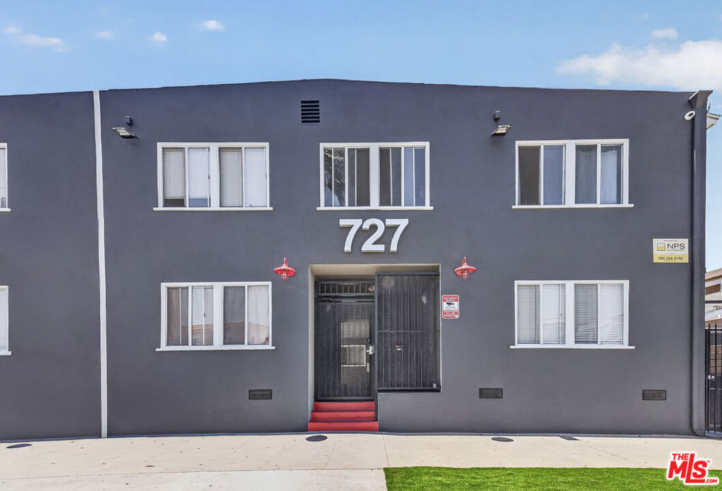 Multifamily at 727 Olive Avenue