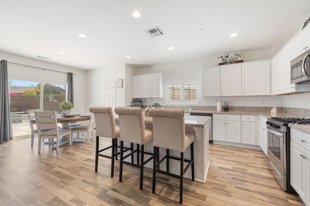 MLS #219139193DA image #5