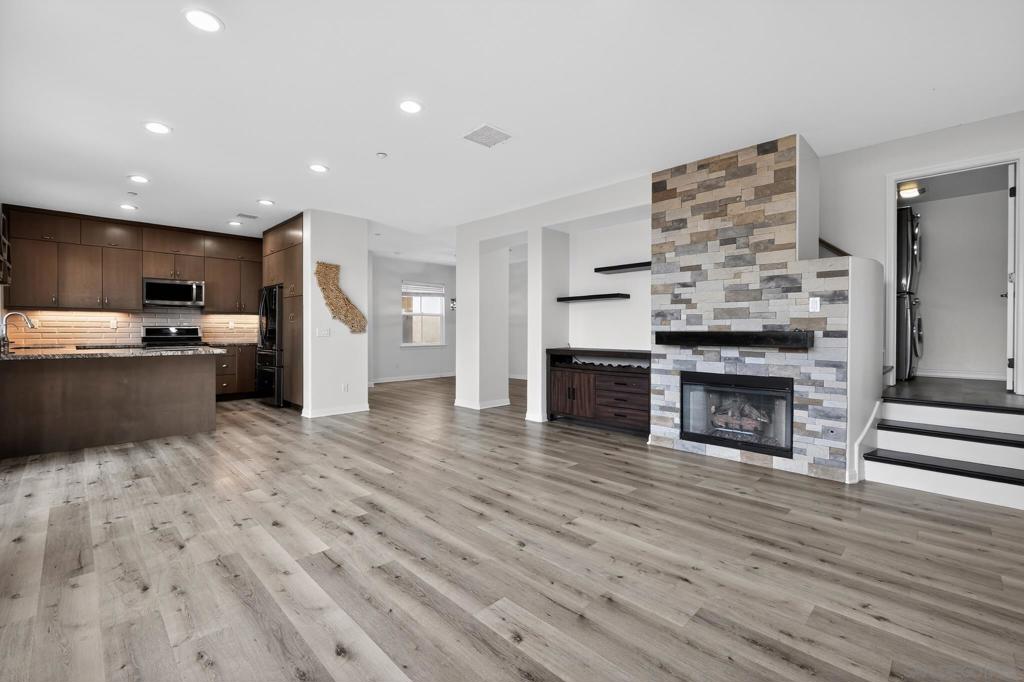 1357 Sky Ridge Ct - photo 2