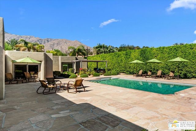 526 W Chino Canyon Road, Palm Springs, CA 92262
