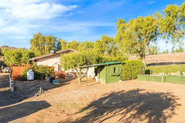 Detail Gallery Image 39 of 59 For 351 Sheila Ln, Fallbrook,  CA 92028 - 3 Beds | 3 Baths